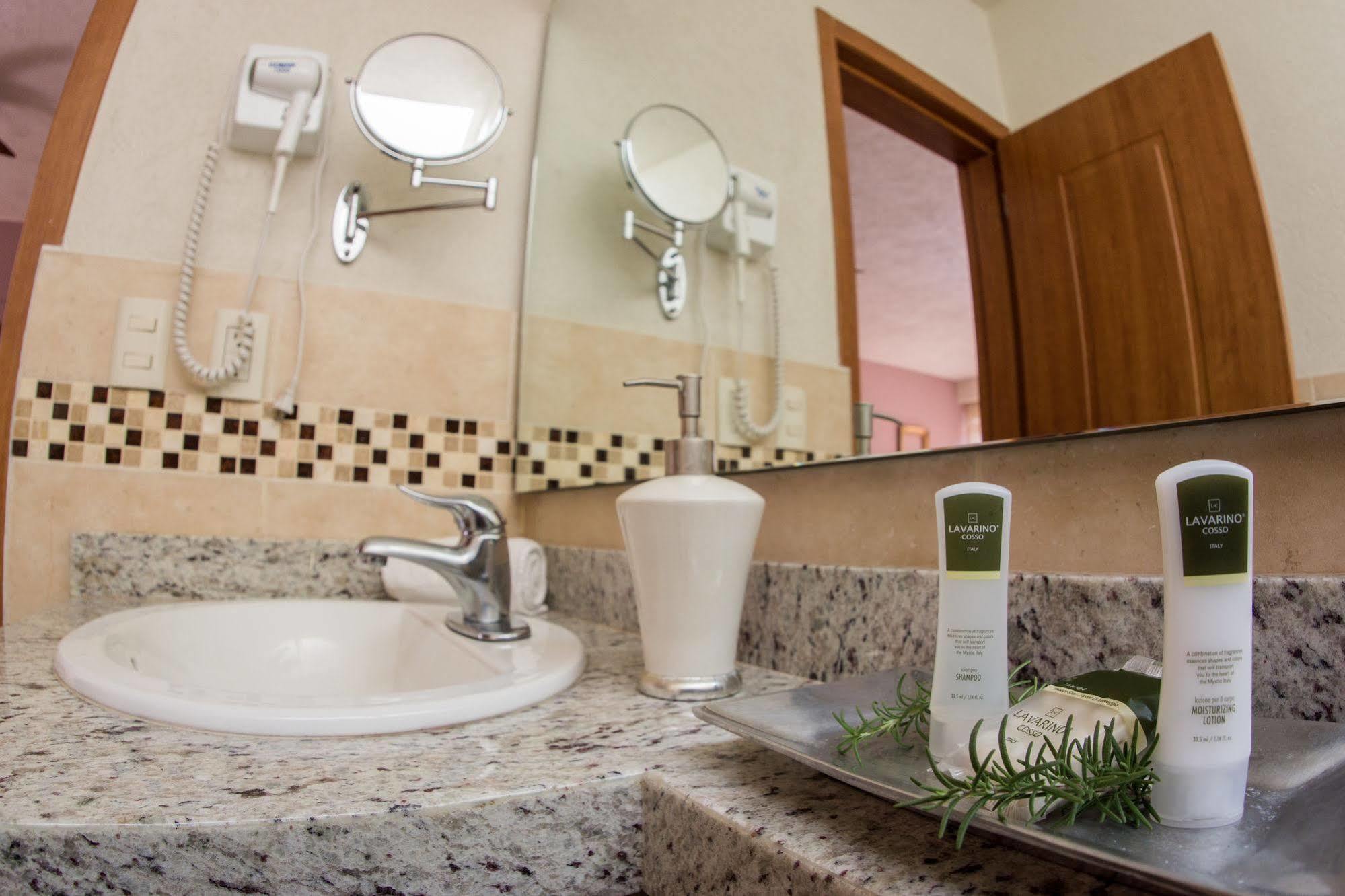 San Pietro Boutique Hotel Tlaquepaque Екстериор снимка