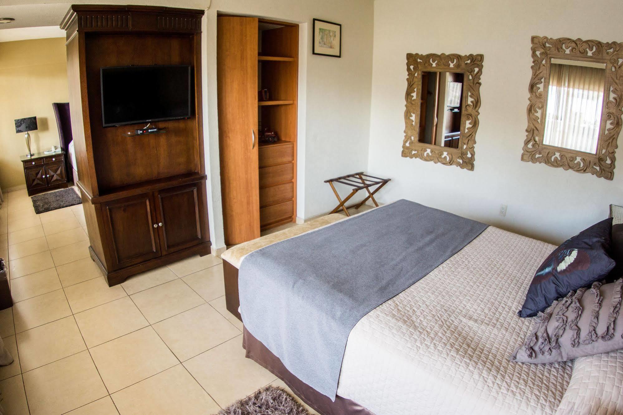San Pietro Boutique Hotel Tlaquepaque Екстериор снимка